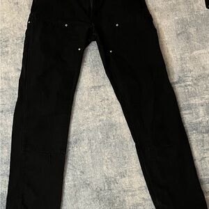 Carhartt 32 x 36 
ICONIC B01 FIRM DUCK DOUBLE-FRONT DUNGAREE